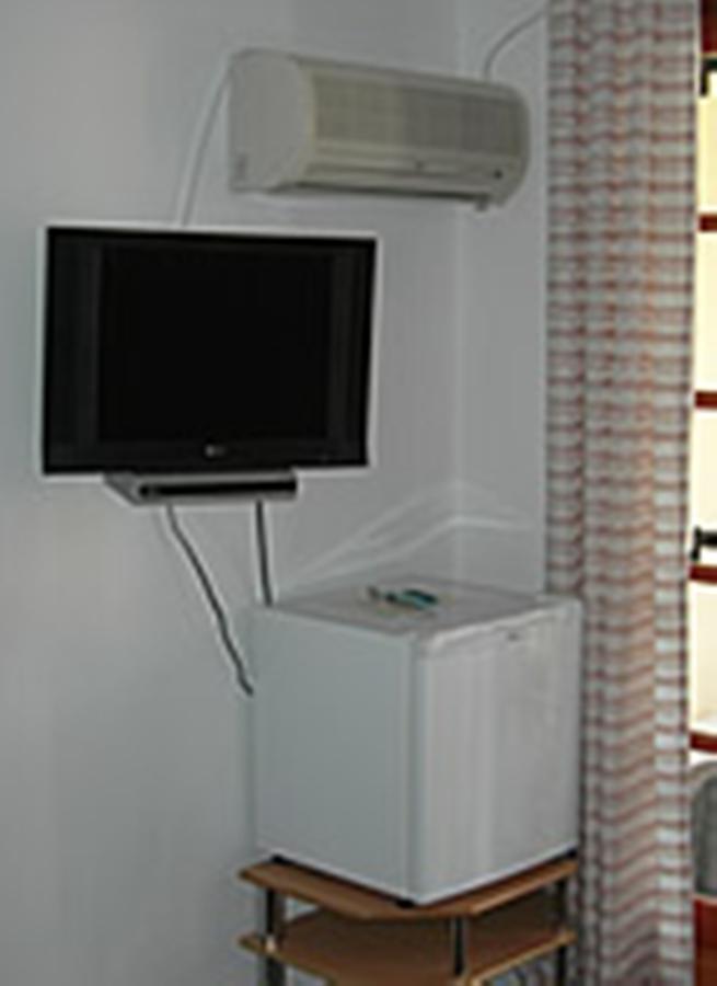 Regina Hotel Vasilatika  Экстерьер фото