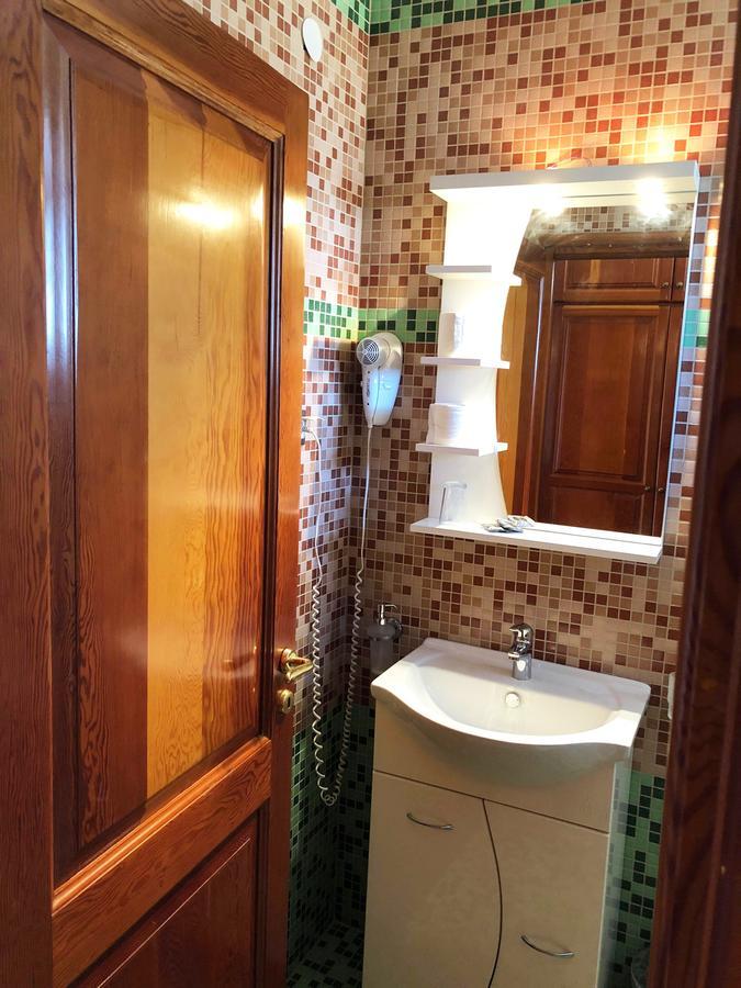 Regina Hotel Vasilatika  Экстерьер фото