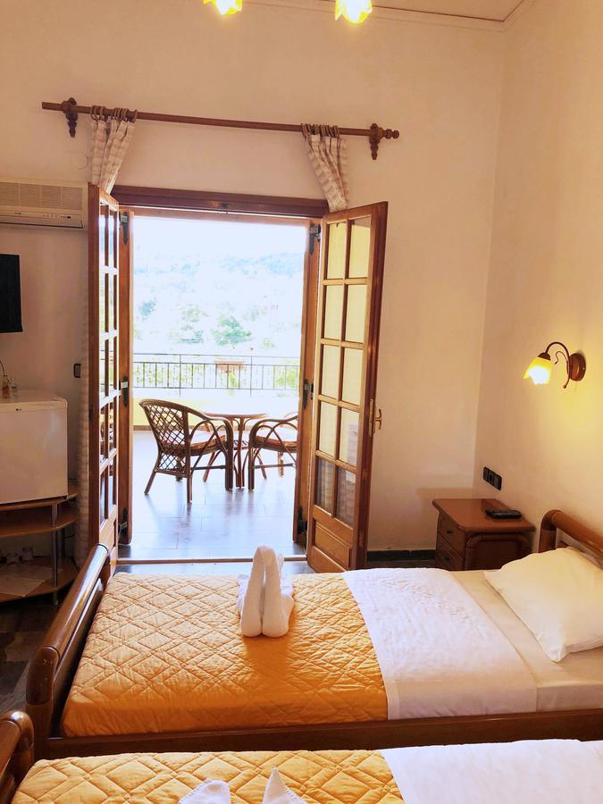 Regina Hotel Vasilatika  Экстерьер фото