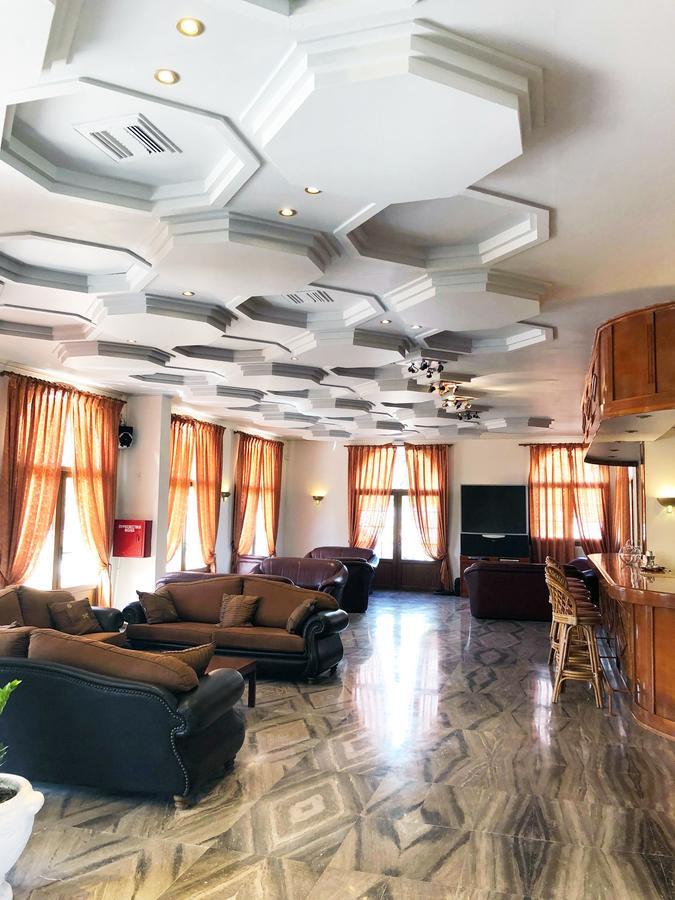 Regina Hotel Vasilatika  Экстерьер фото
